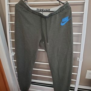 Nike joggers